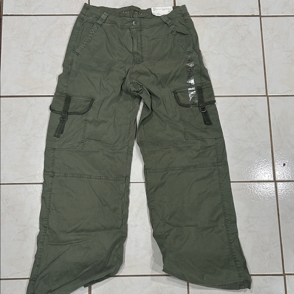American Eagle Outfitters Olive Green Cargo Stretch Pants